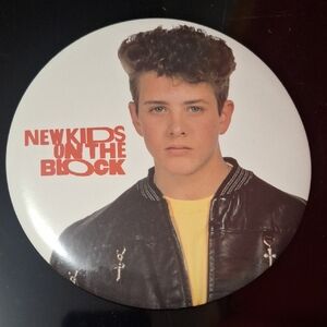 VTG 1989 NKOTB Joey McIntyre 6" Jumbo Button Pin with Stand